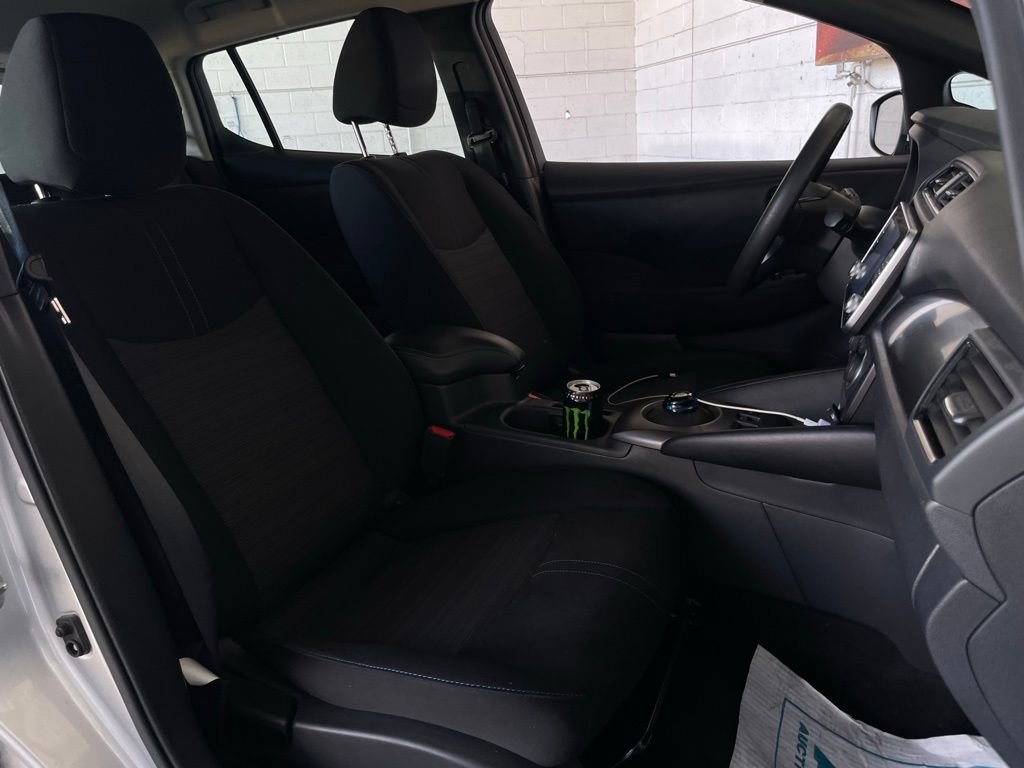 Used 2022 Nissan Leaf S image 20