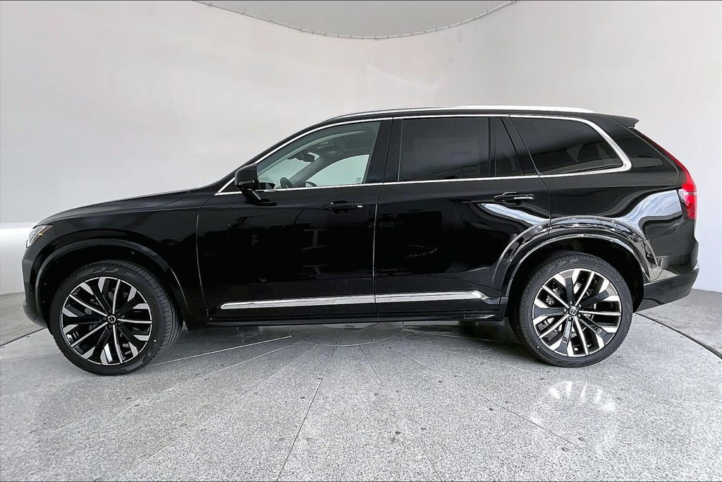 New 2026 Volvo XC90 B5 Plus AWD/4WD image 8