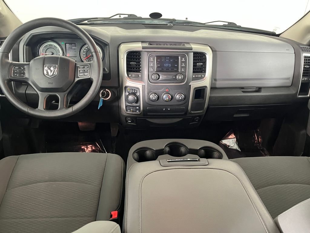 Used 2020 RAM 1500 Classic SLT image 18