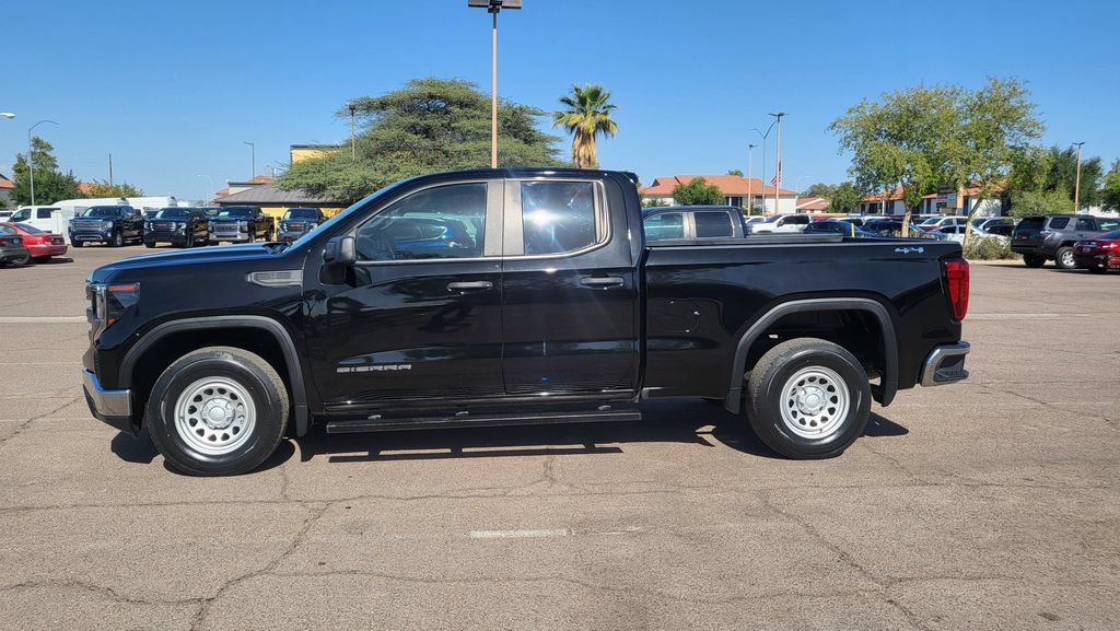 Used 2023 GMC Sierra 1500 Pro AWD/4WD image 5