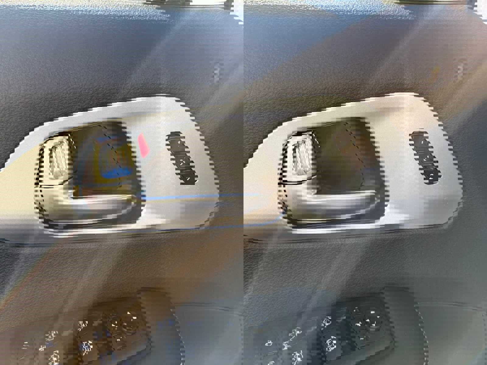 New 2026 Chrysler Pacifica Limited w/ S Appearance Package image 8