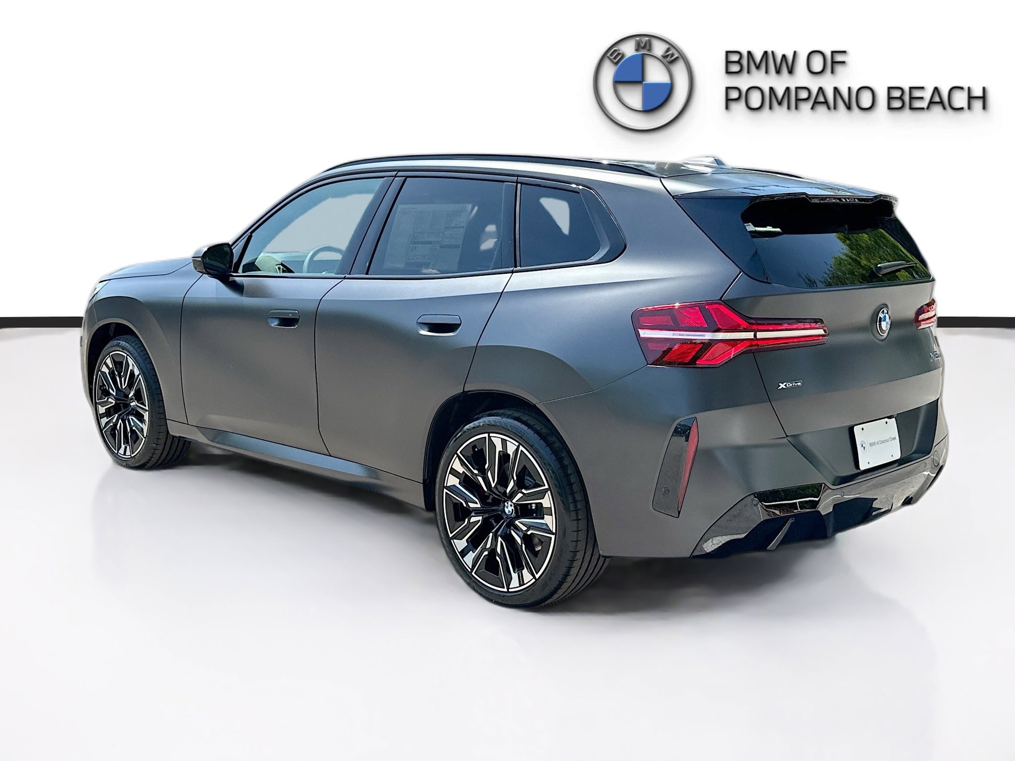 Used 2025 BMW X3 xDrive30i w/ Premium Package image 5