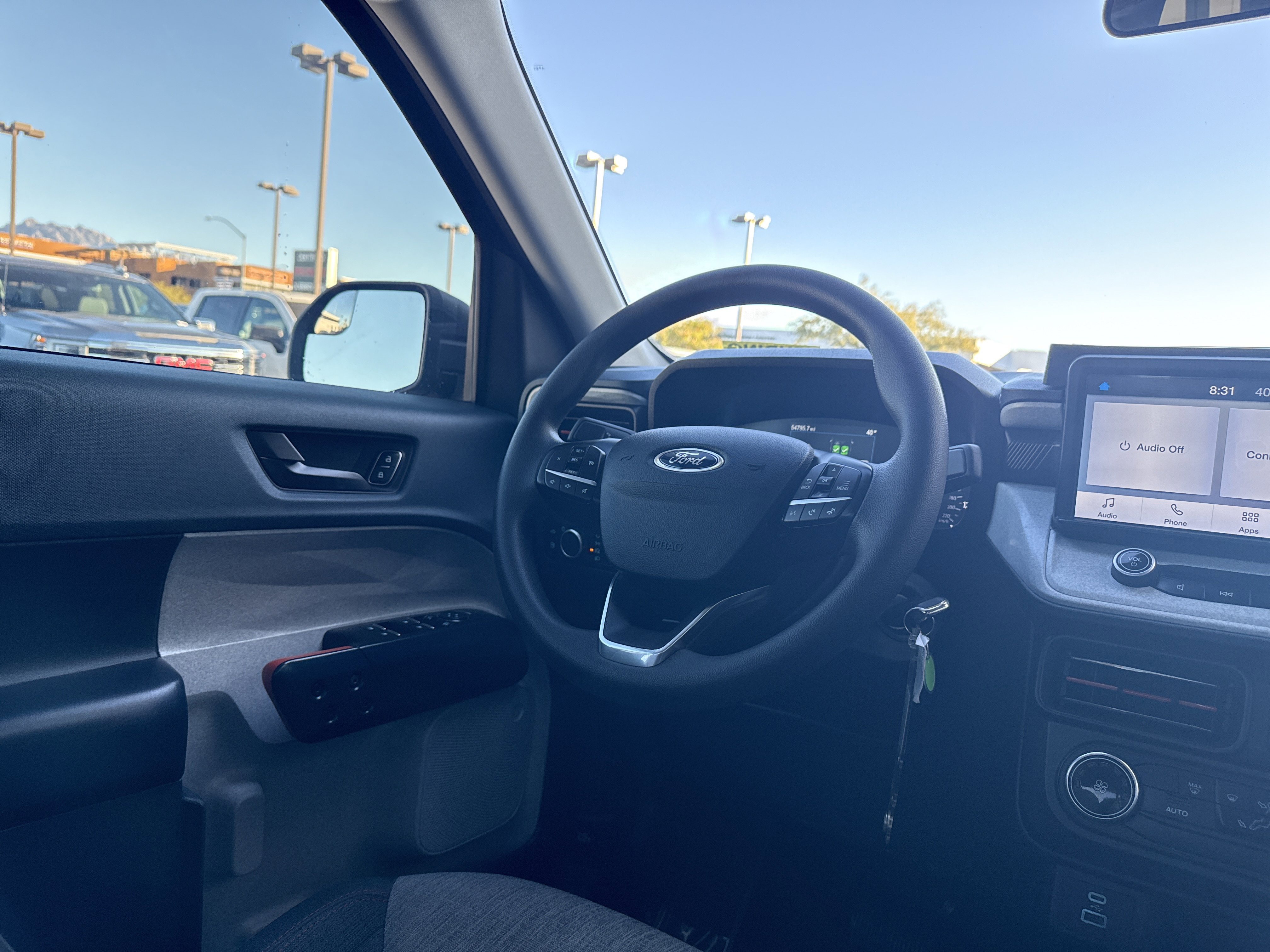 Used 2023 Ford Maverick XLT image 30