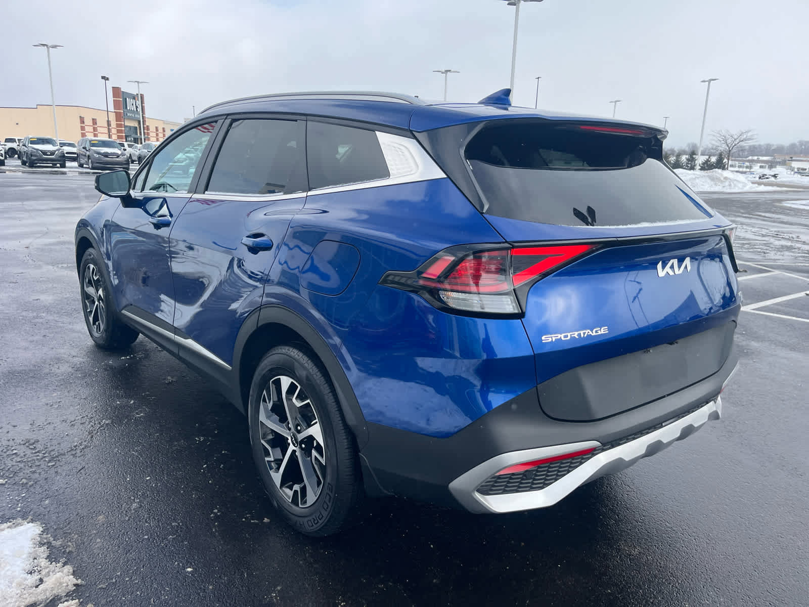 Used 2024 Kia Sportage EX image 12