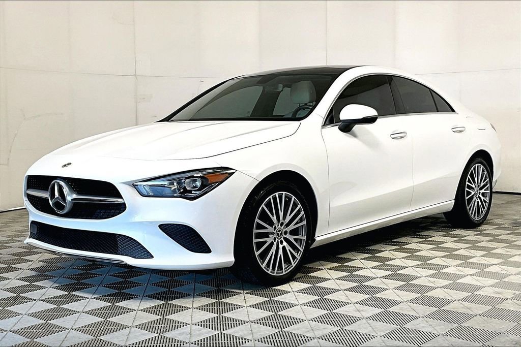 Used 2022 Mercedes-Benz CLA 250 image 2