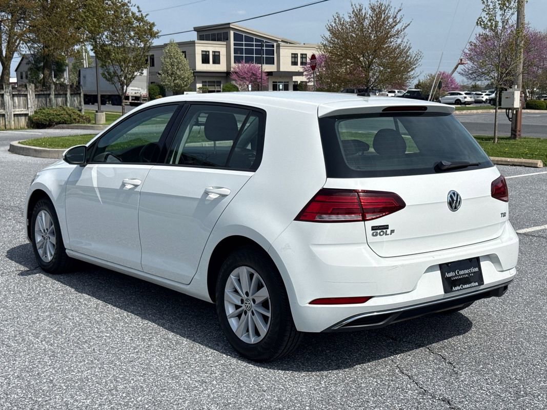 Used 2018 Volkswagen Golf S image 6