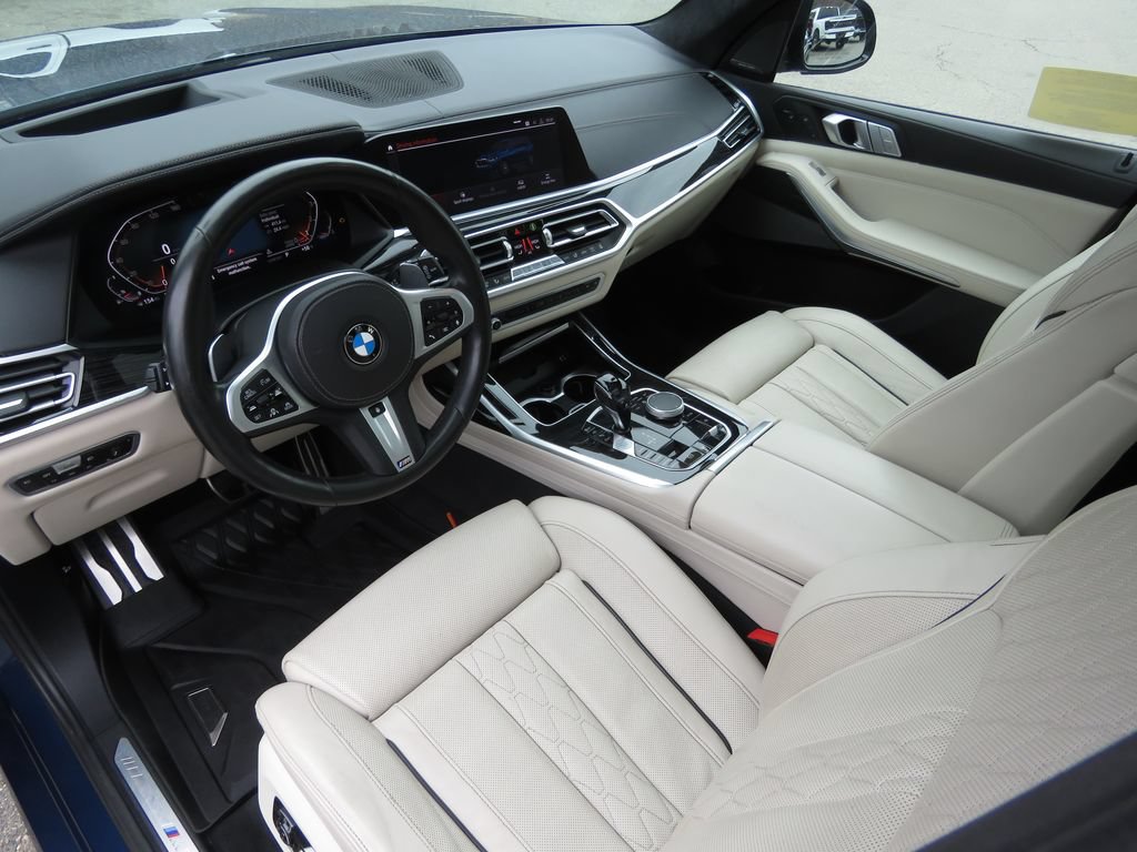 Used 2019 BMW X7 xDrive50i w/ M Sport Package AWD/4WD image 11