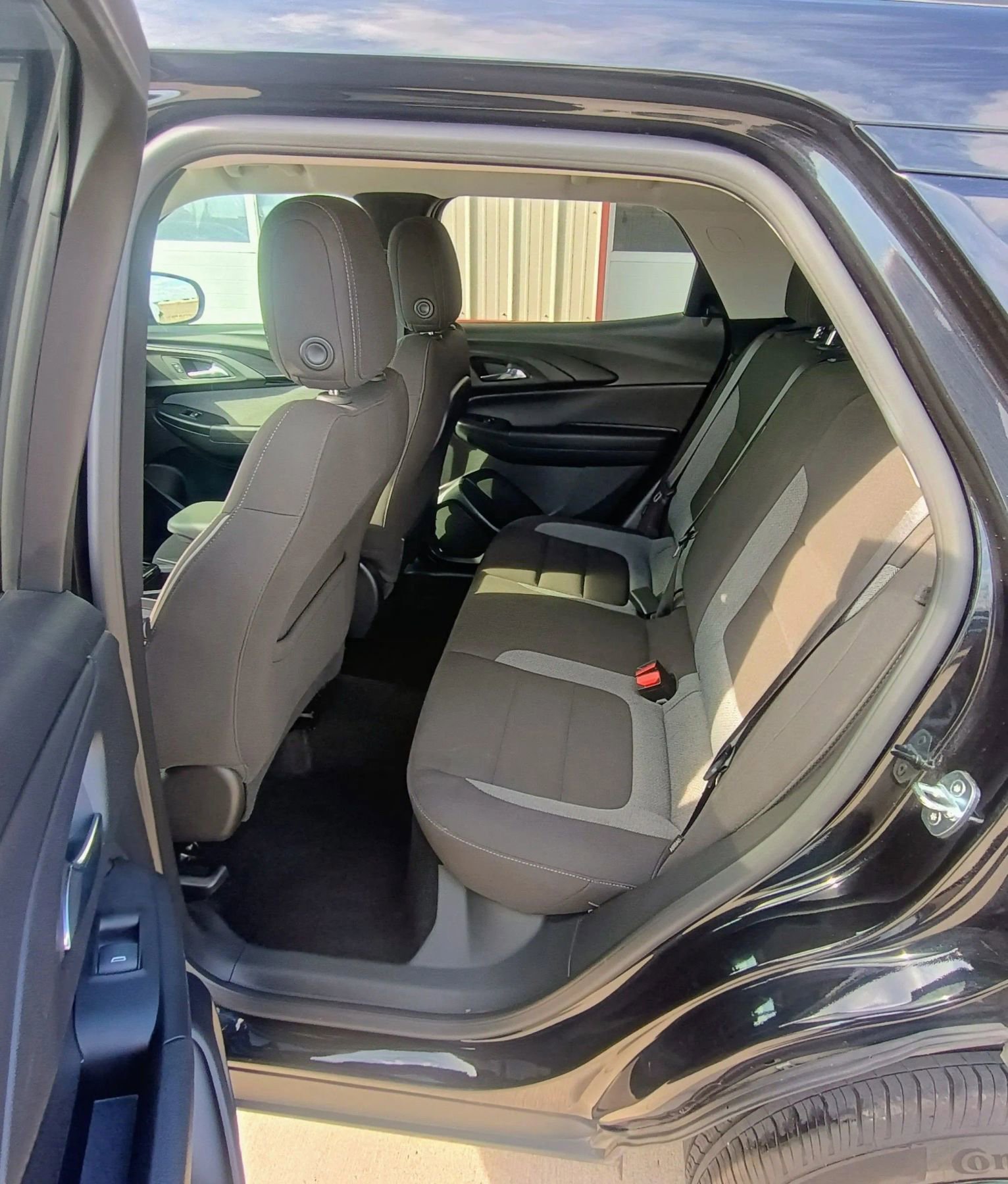 Used 2023 Chevrolet TrailBlazer LT w/ Convenience Package image 7