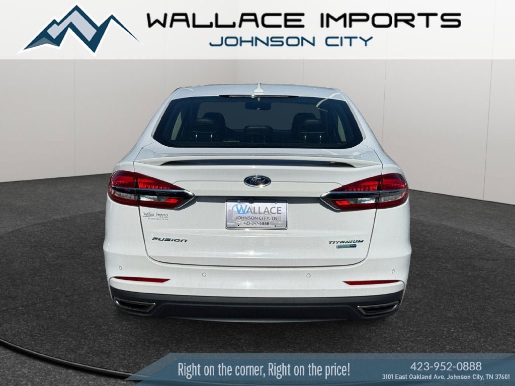 Used 2020 Ford Fusion Titanium AWD/4WD image 4