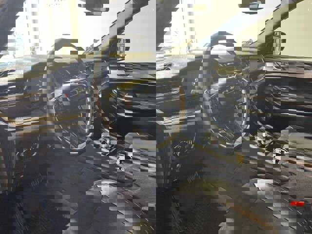 Used 2024 Jeep Grand Cherokee Altitude image 8