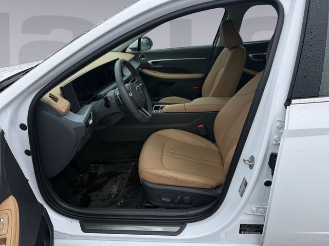 Used 2025 Hyundai Sonata Limited image 10