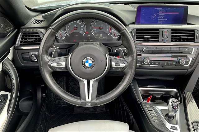Used 2015 BMW M4 Convertible image 5