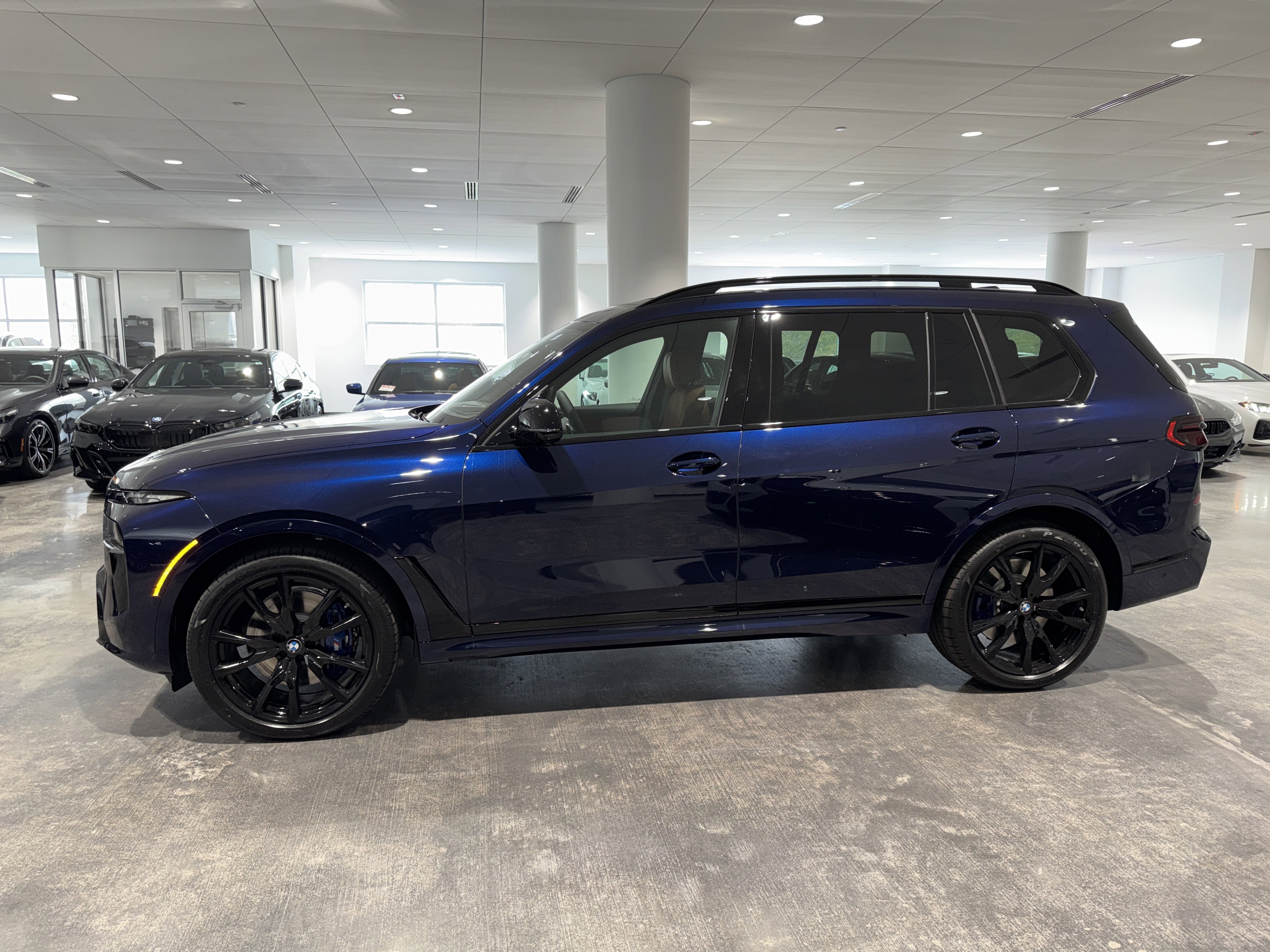New 2026 BMW X7 M60i image 4
