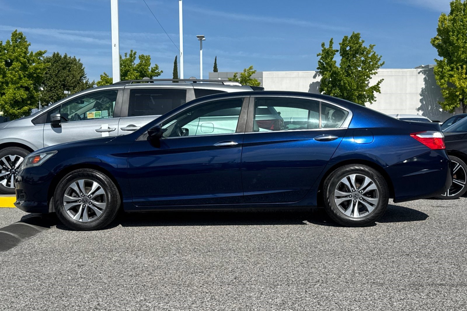 Used 2014 Honda Accord LX image 2