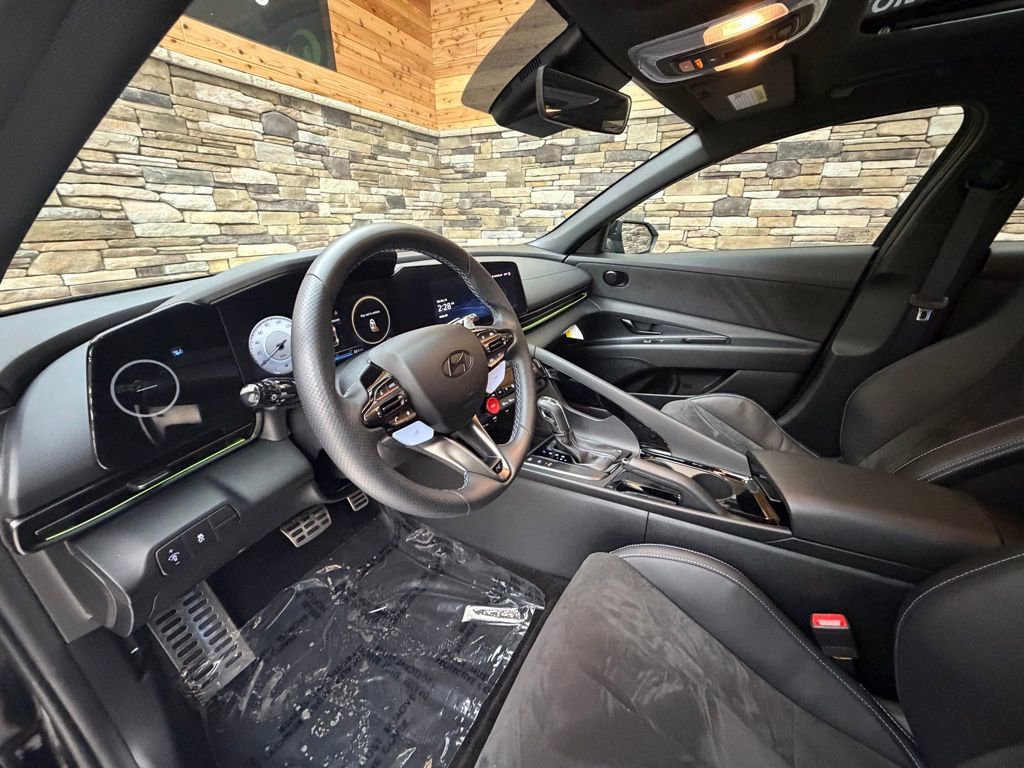 Certified 2024 Hyundai Elantra N image 10