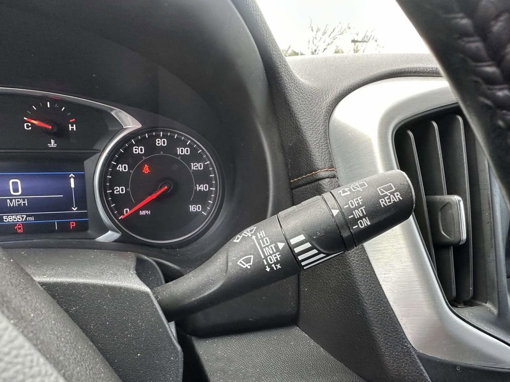 Used 2020 GMC Terrain SLE w/ Driver Convenience Package image 27