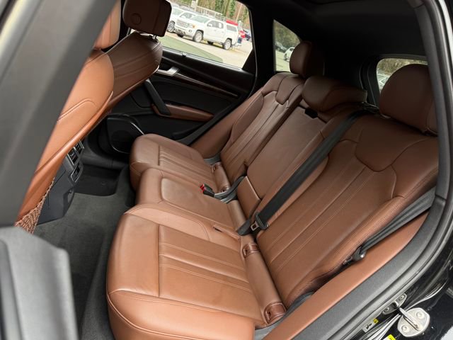 Used 2018 Audi Q5 2.0T Premium Plus w/ Premium Plus Package image 19