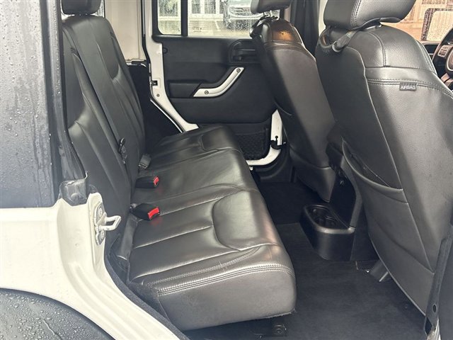 Used 2014 Jeep Wrangler Unlimited Rubicon w/ Dual Top Group image 23