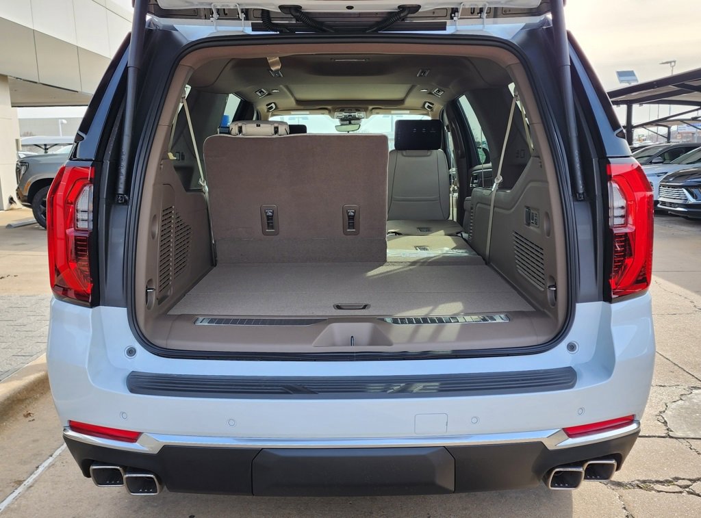 New 2026 GMC Yukon XL Denali w/ Denali Reserve Package image 60