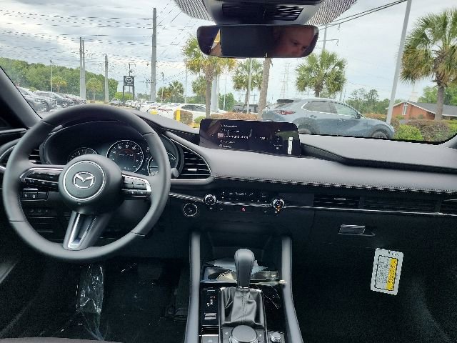New 2026 MAZDA MAZDA3 Hatchback w/Premium Plus Pkg AWD/4WD image 17