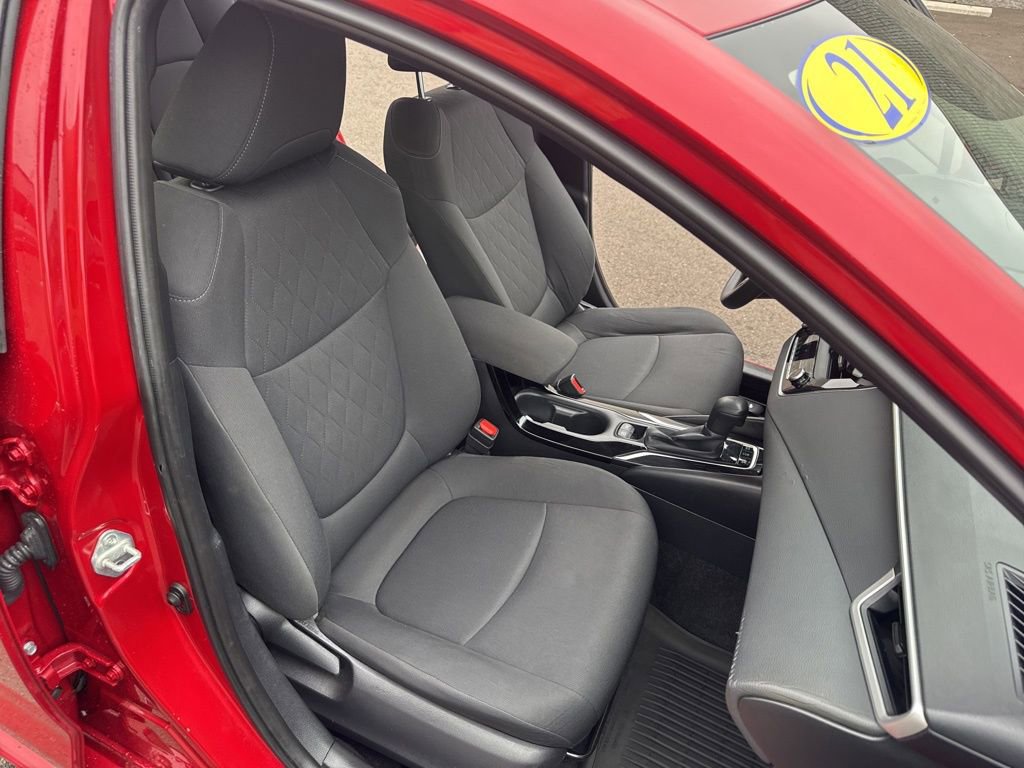 Used 2021 Toyota Corolla LE image 14