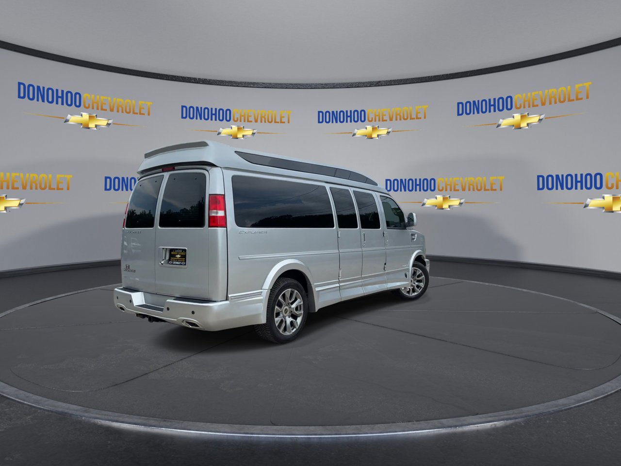 New 2025 Chevrolet Express 2500 Extended w/ Driver Convenience Package image 11