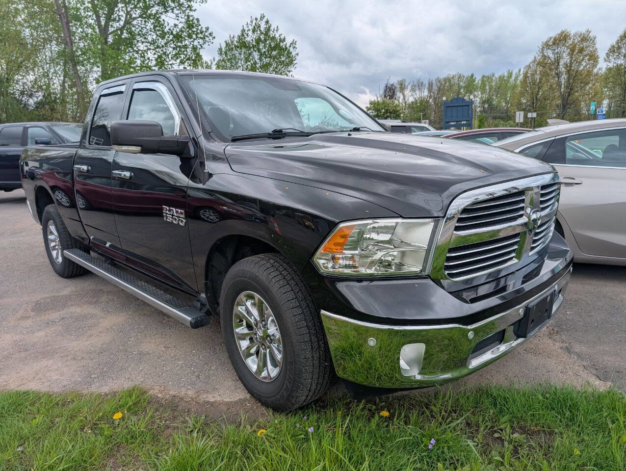 Used 2016 RAM 1500 Big Horn image 1
