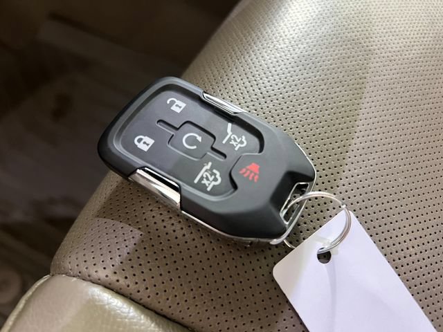 Used 2019 Chevrolet Suburban Premier w/ Max Trailering Package AWD/4WD image 28