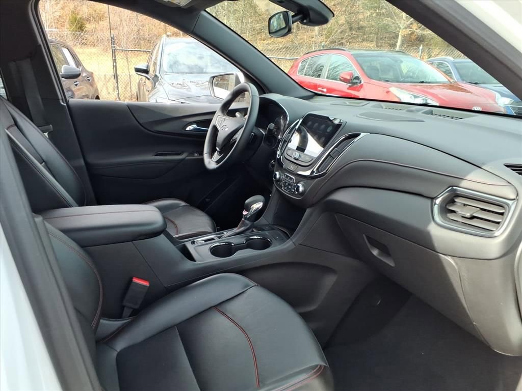 Certified 2023 Chevrolet Equinox RS w/ RS Leather Package image 16