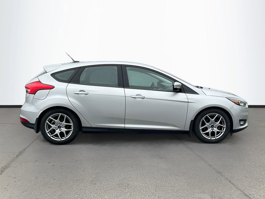 Used 2015 Ford Focus SE w/ Equipment Group 201A image 8
