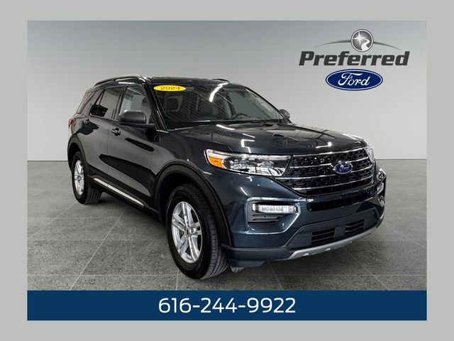 Used 2024 Ford Explorer XLT w/ Equipment Group 202A AWD/4WD image 1