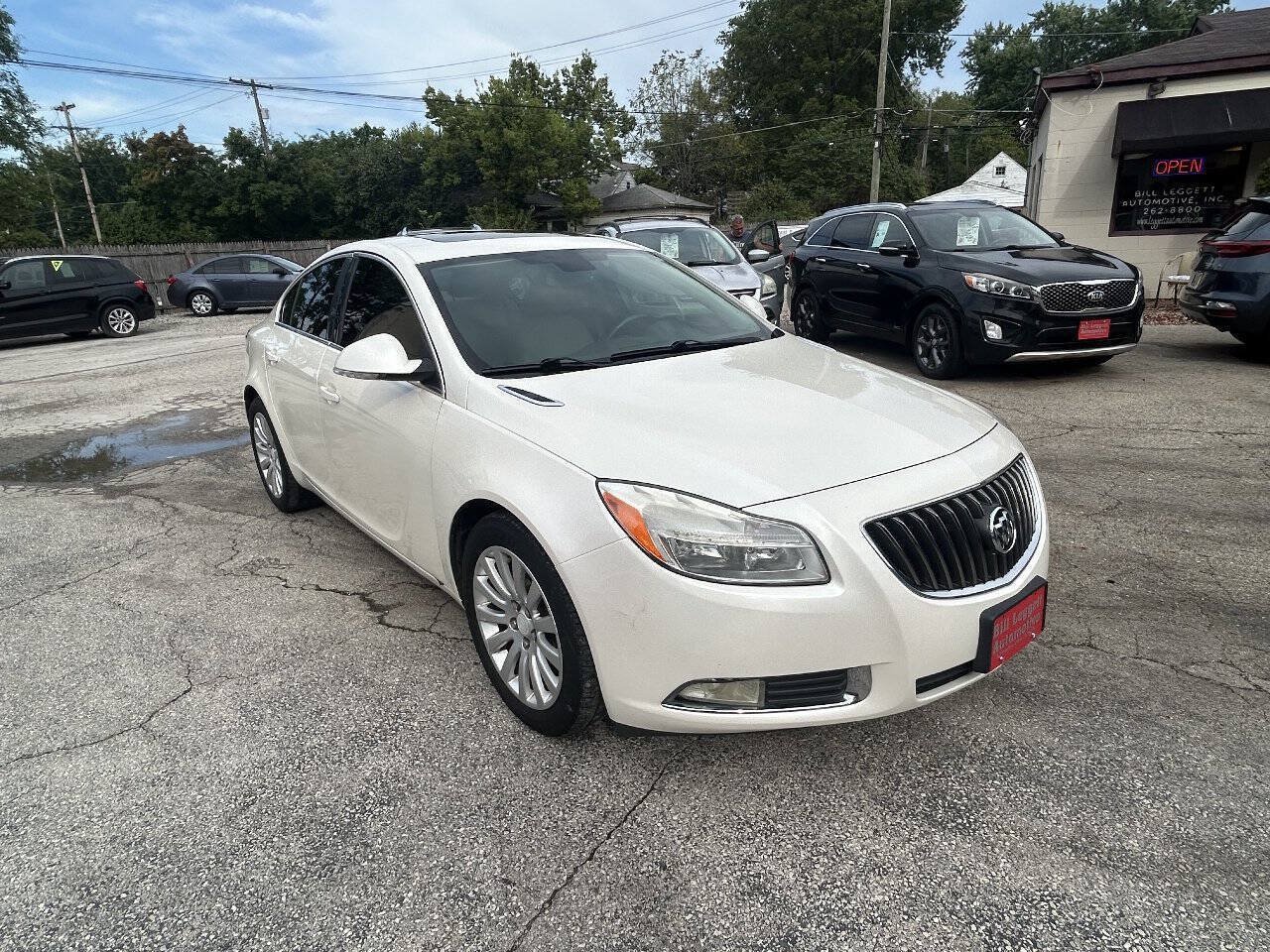 Used 2012 Buick Regal Leather FWD image 14