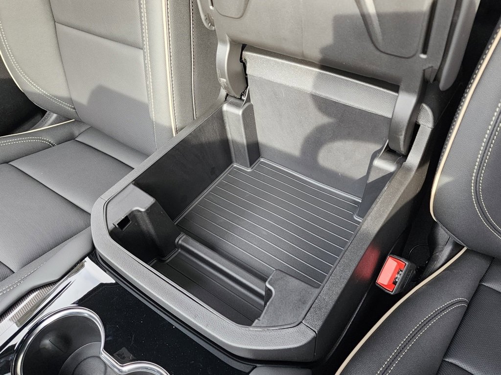 New 2026 GMC Yukon Elevation image 34