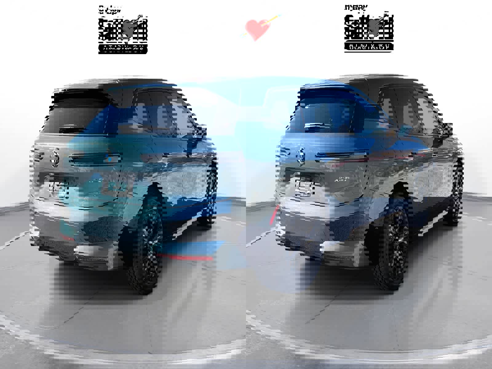 Used 2025 BMW iX xDrive50 w/ Premium Package image 9