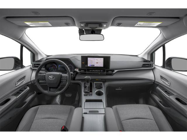 Used 2026 Toyota Sienna LE FWD image 7