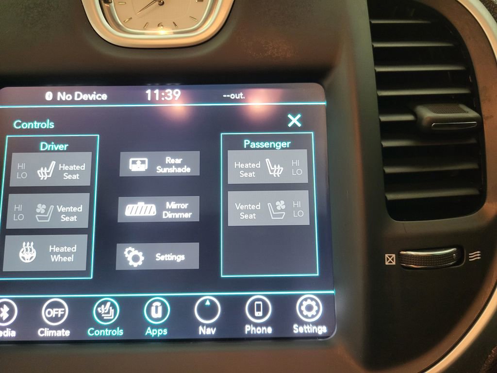 Used 2023 Chrysler 300 Touring L w/ Popular Equipment Group image 13