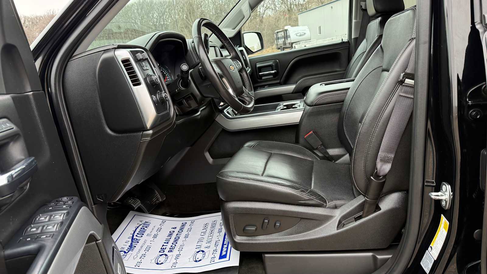 Used 2017 Chevrolet Silverado 1500 LTZ Z71 w/ LTZ Plus Package image 7