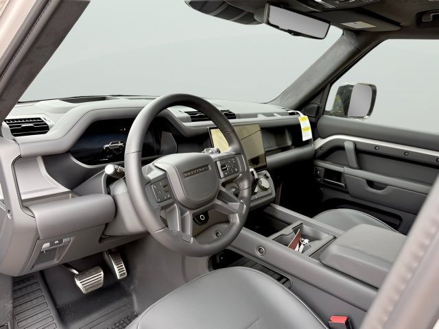 New 2026 Land Rover Defender 110 OCTA AWD/4WD image 70