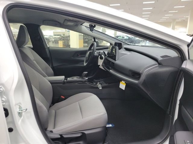 New 2026 Toyota Prius LE FWD image 8