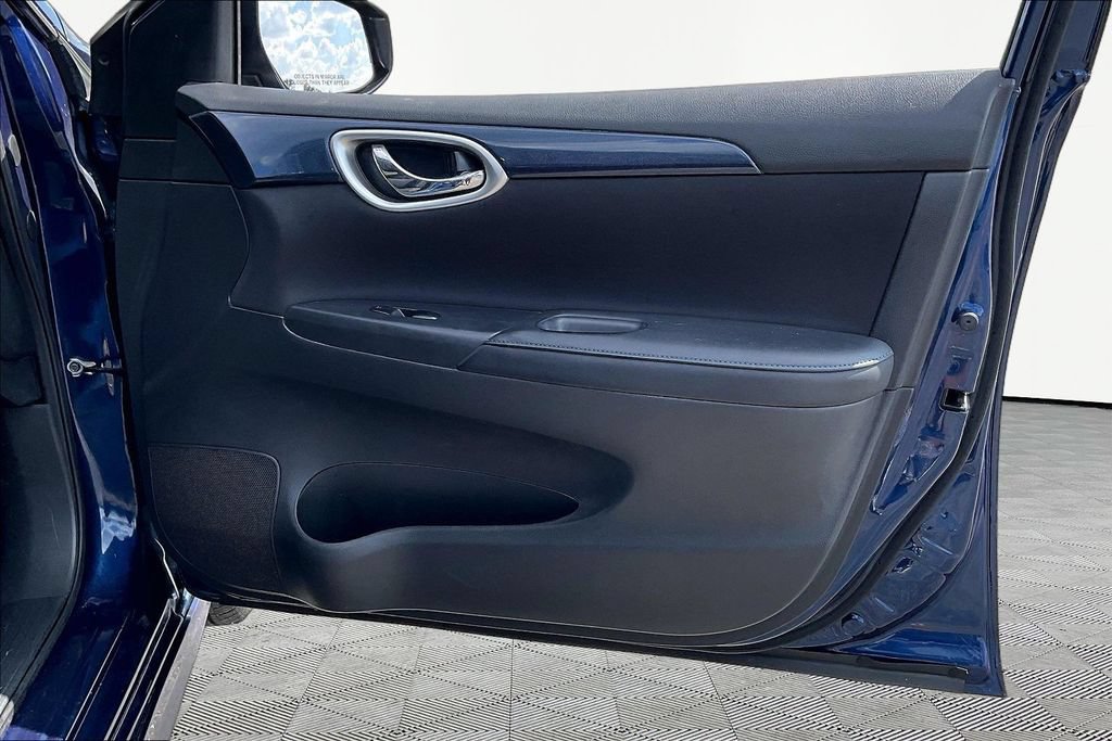 Used 2019 Nissan Sentra SR FWD image 30
