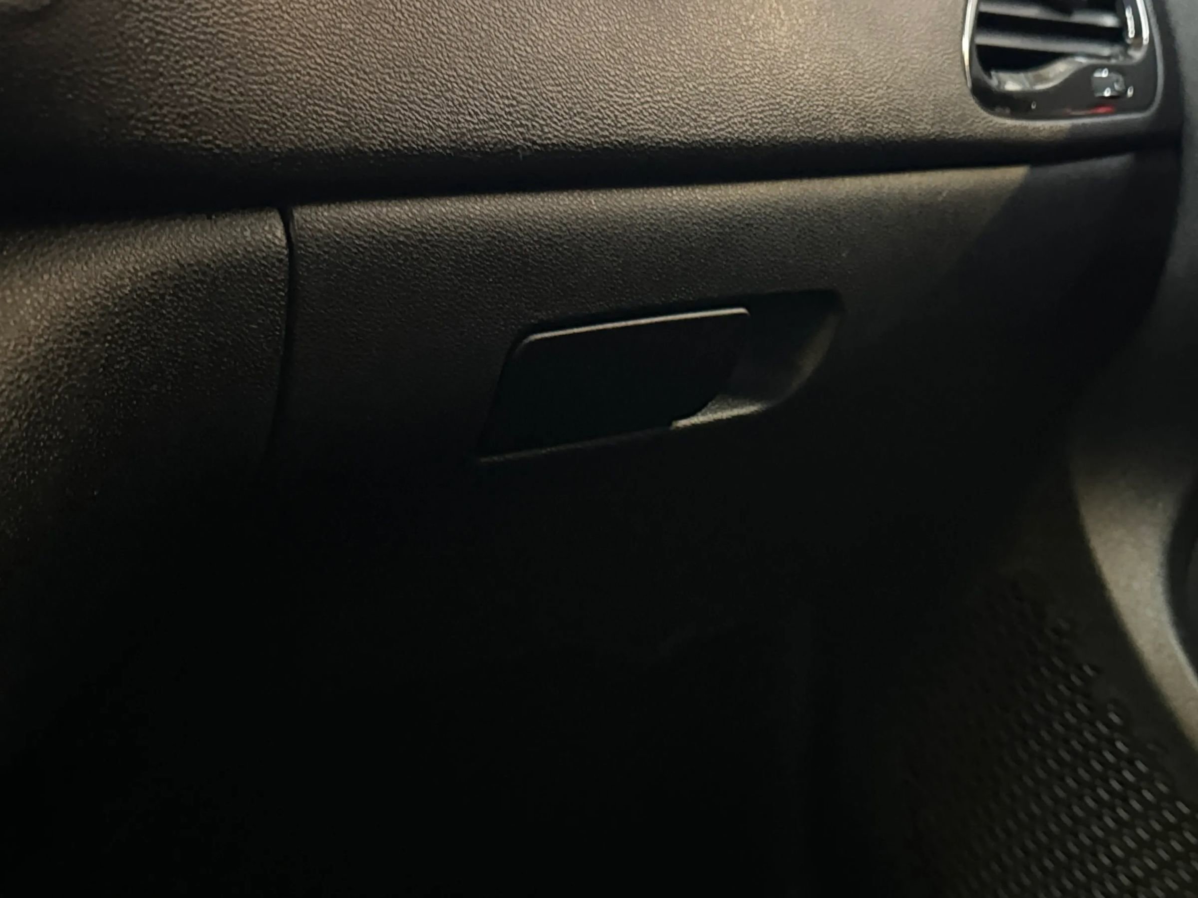 Used 2015 Dodge Dart GT w/ Sun/Sound Group image 20