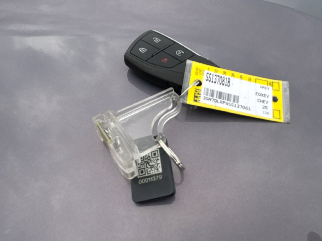 Used 2025 Chevrolet Equinox EV LT FWD image 35