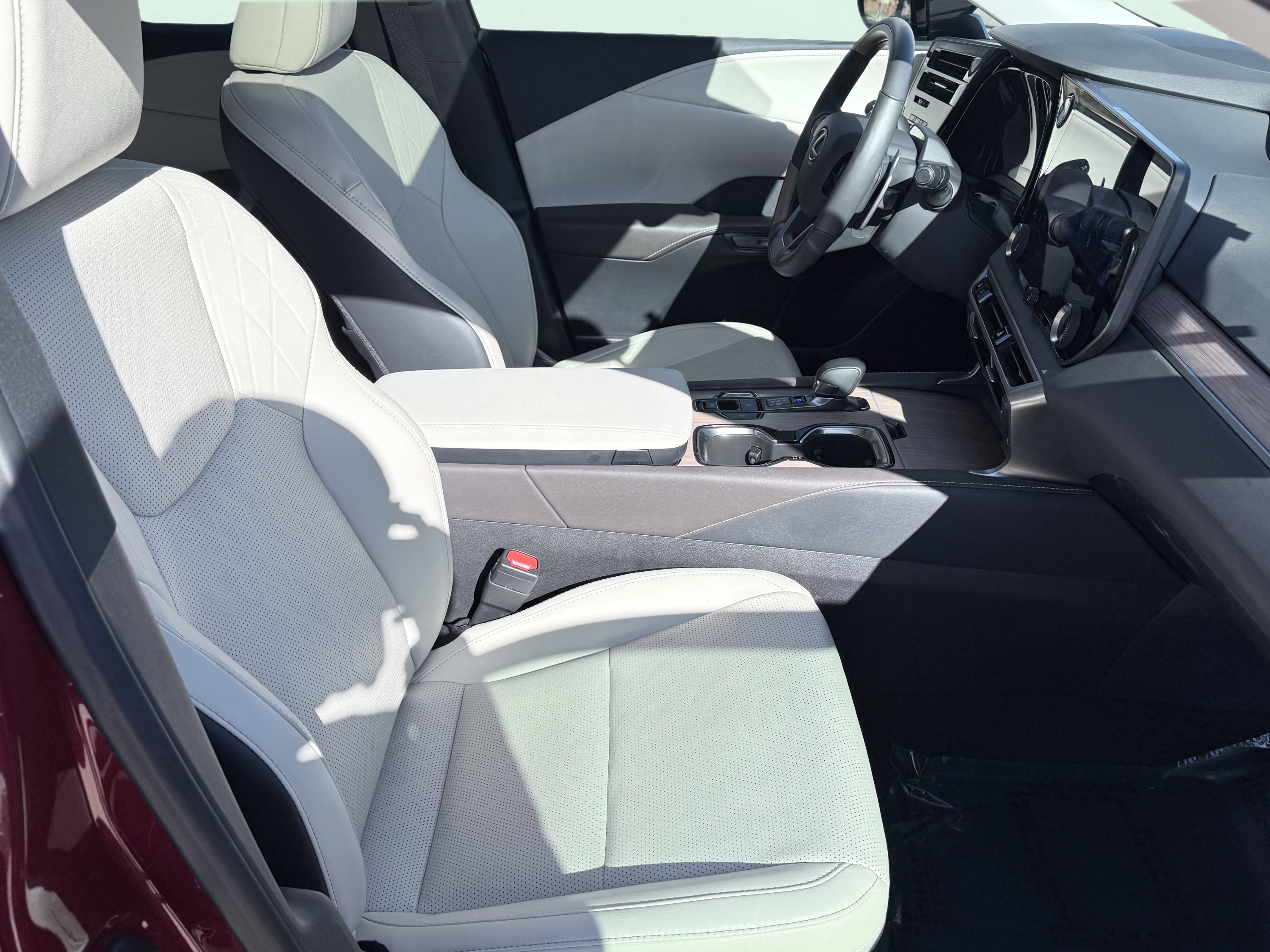 Used 2025 Lexus RX 350 Premium Plus w/ Convenience Package image 49