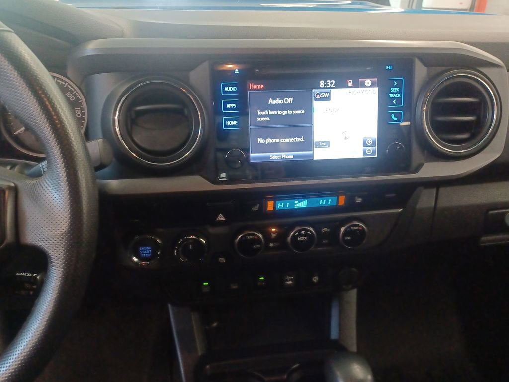 Used 2017 Toyota Tacoma TRD Sport w/ Premium & Technology Package image 18