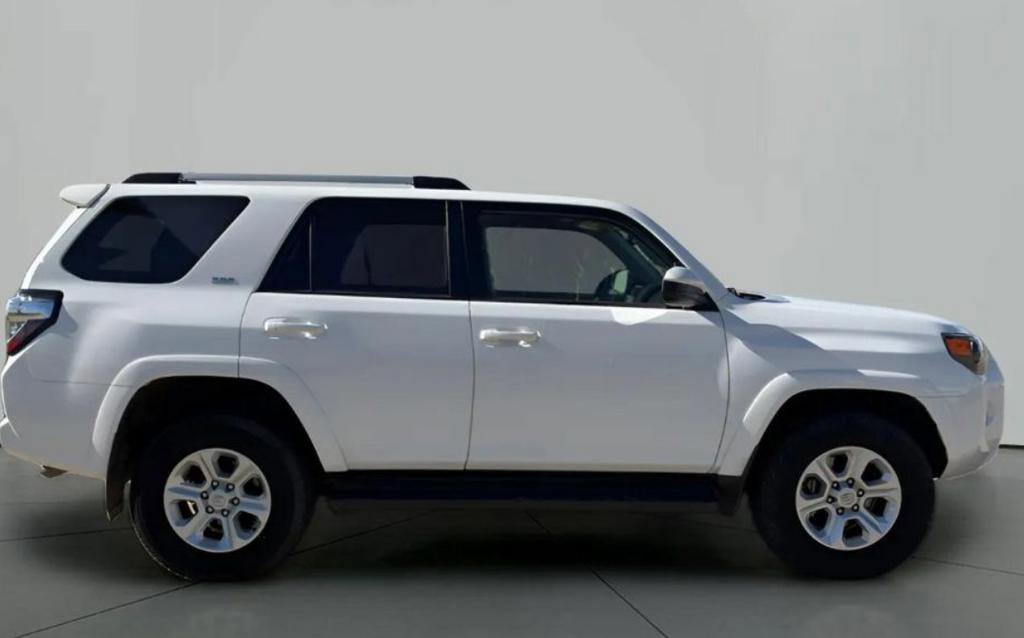 Used 2024 Toyota 4Runner SR5 AWD/4WD image 2