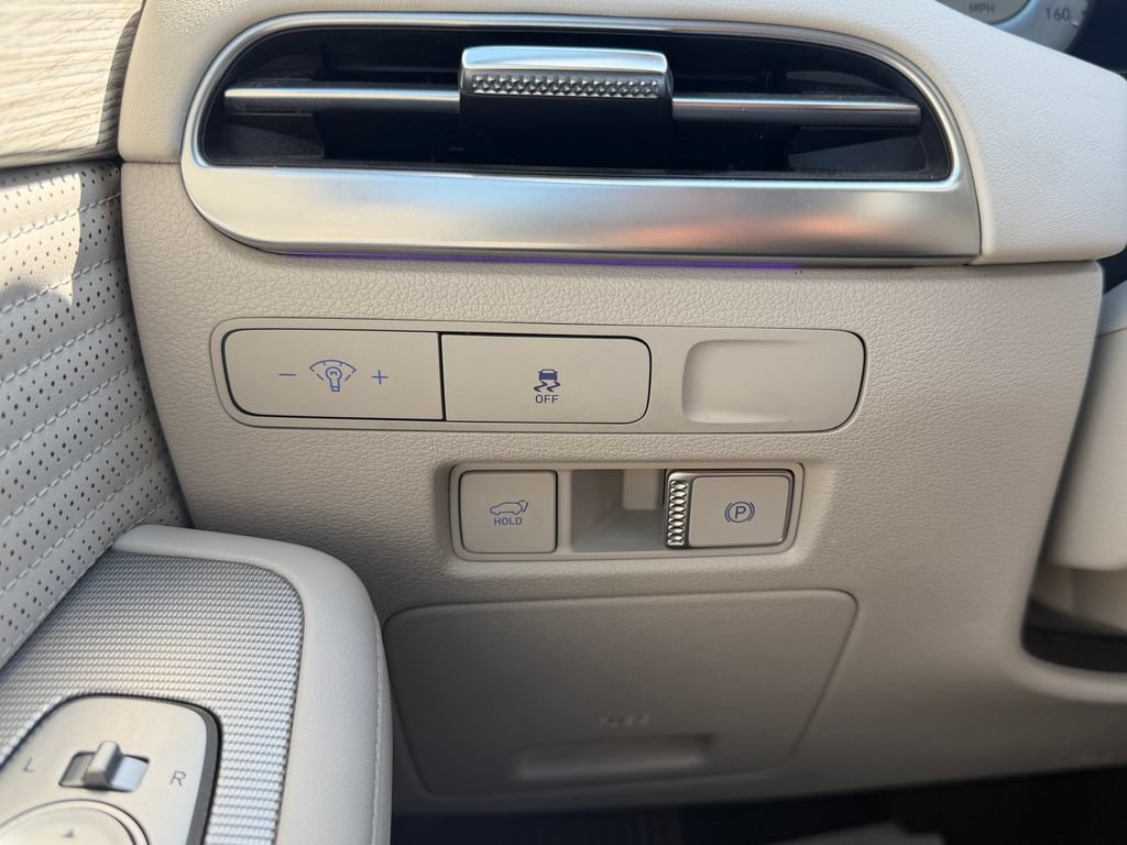 Used 2024 Hyundai Palisade Calligraphy FWD image 12