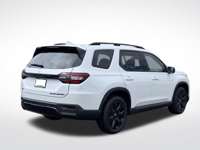 New 2026 Honda Pilot Black Edition image 5