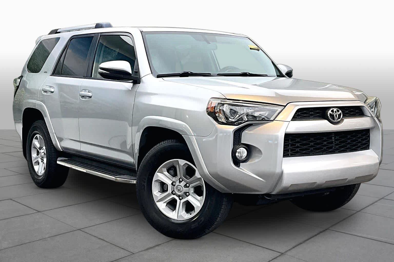 Used 2019 Toyota 4Runner SR5 Premium RWD image 3