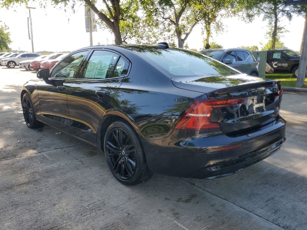 Certified 2025 Volvo S60 T8 Ultra AWD/4WD image 4