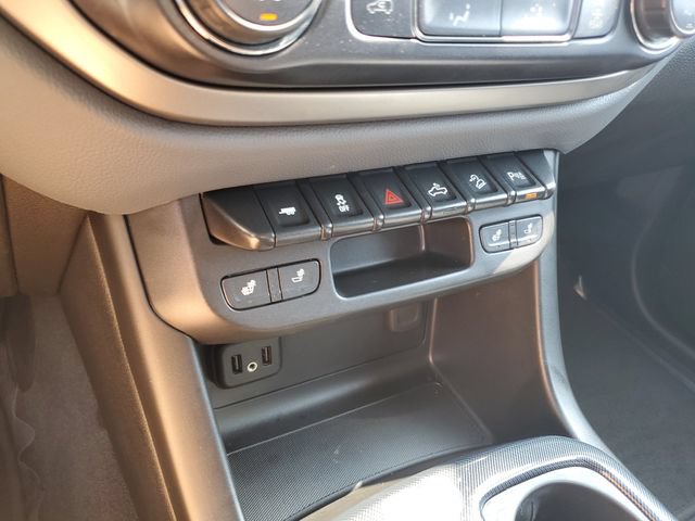 Used 2021 Chevrolet Colorado Z71 AWD/4WD image 30